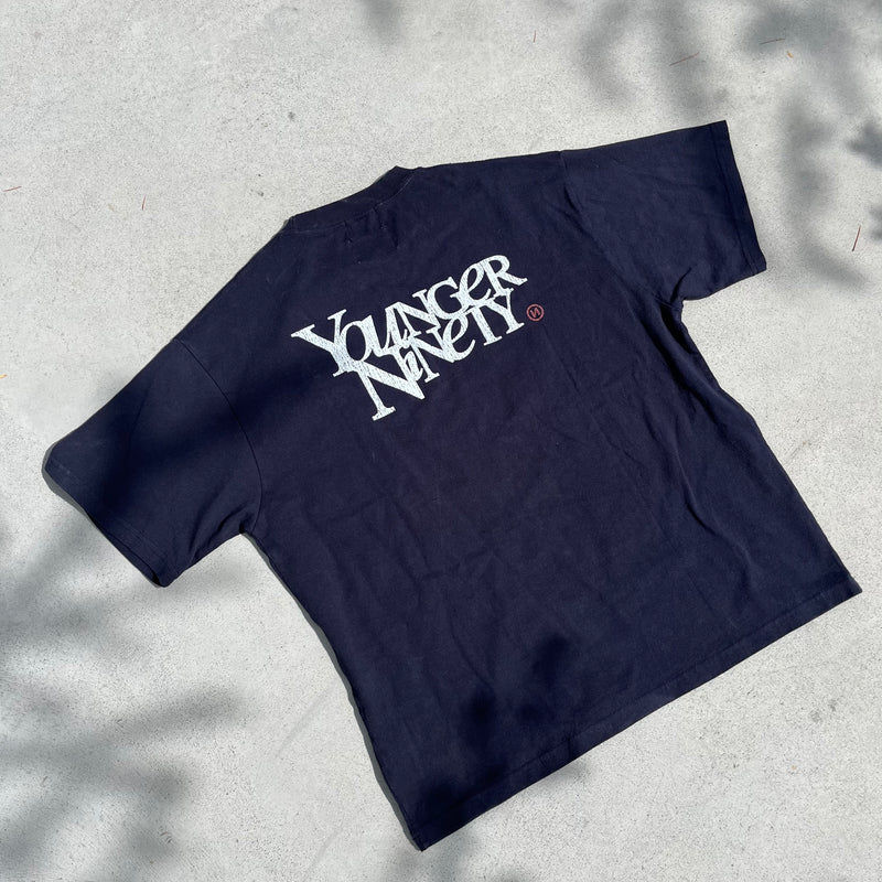 9090 × younger song Universal Logo Tee – YZ