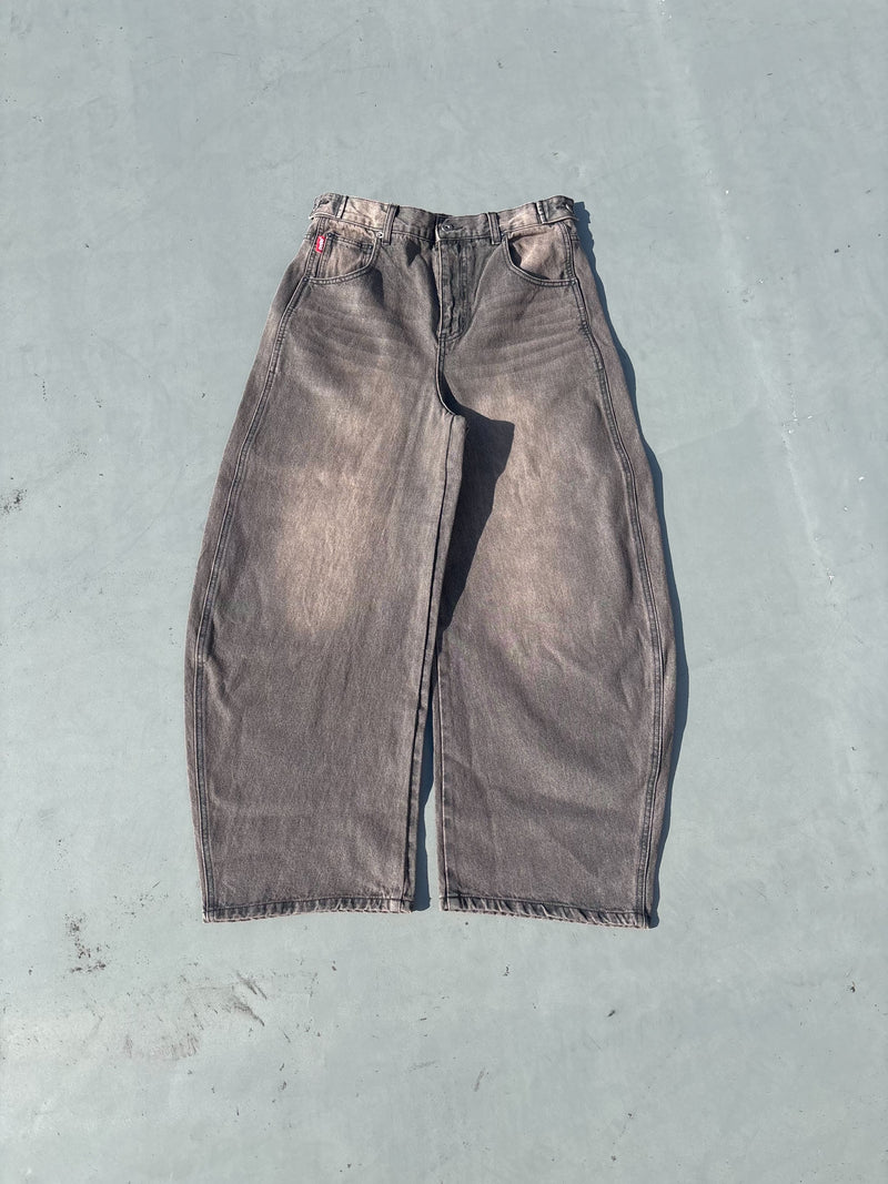 9090 OG Logo Painted Denim Pants – YZ