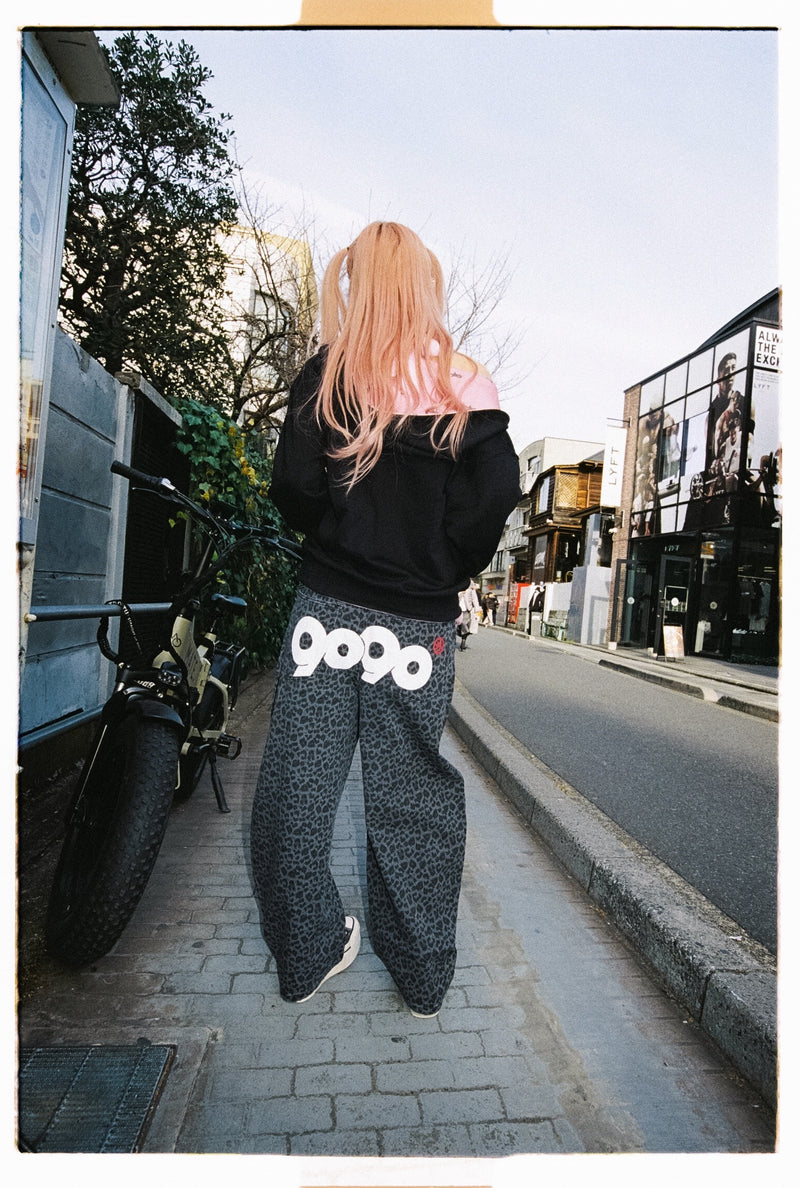 パンツ 9090 OG Logo Painted Denim Pants 9090 OG Logo Painted Denim Pants – YZ