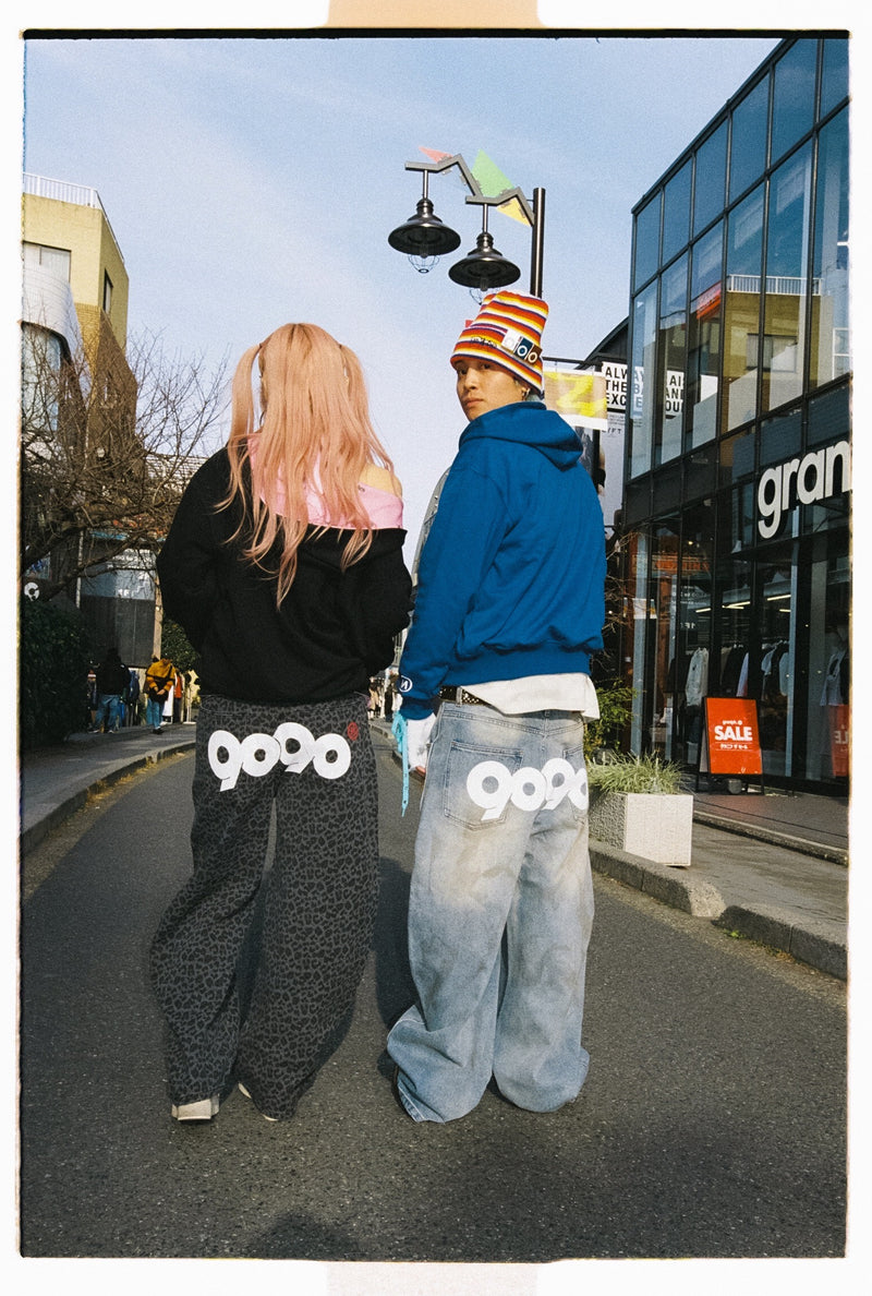 9090 OG Logo Painted Denim Pants – YZ