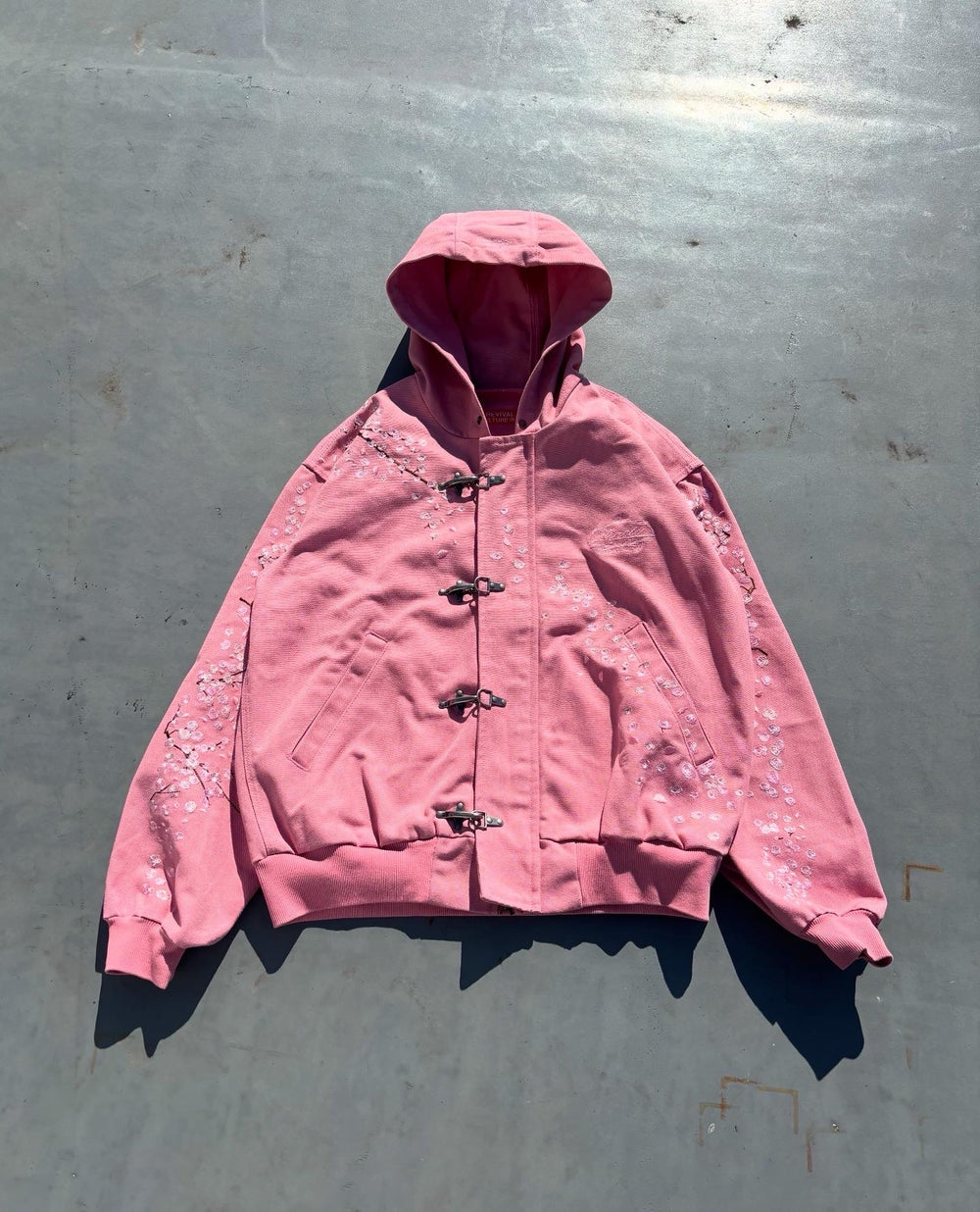 フード付きファイヤーマンジャケット　ピンク Sakura Embroidered Fireman Jacket – YZ