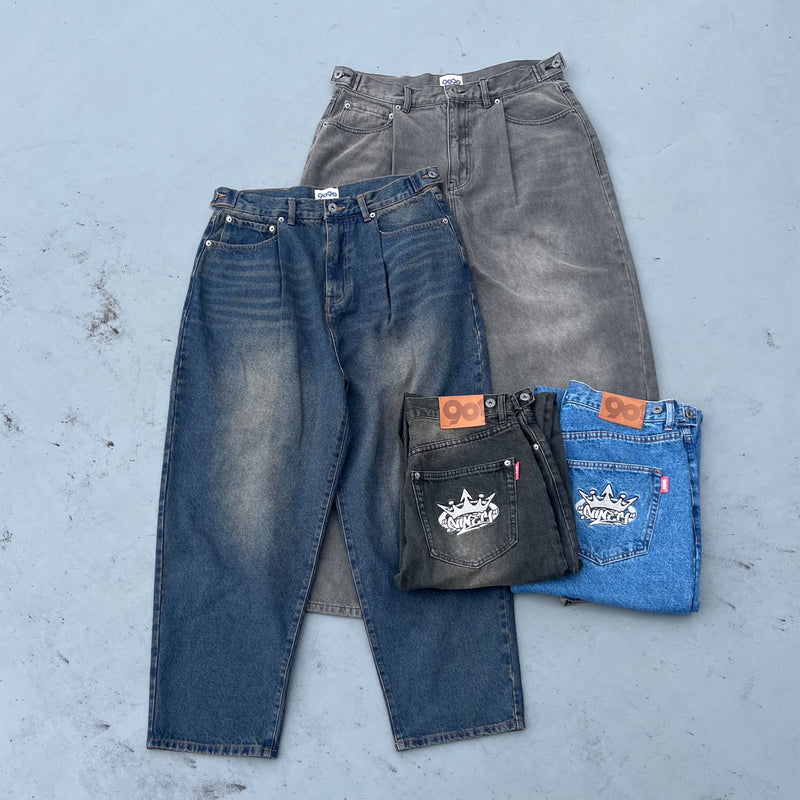 King Logo Wide TUCK DENIM PANTS