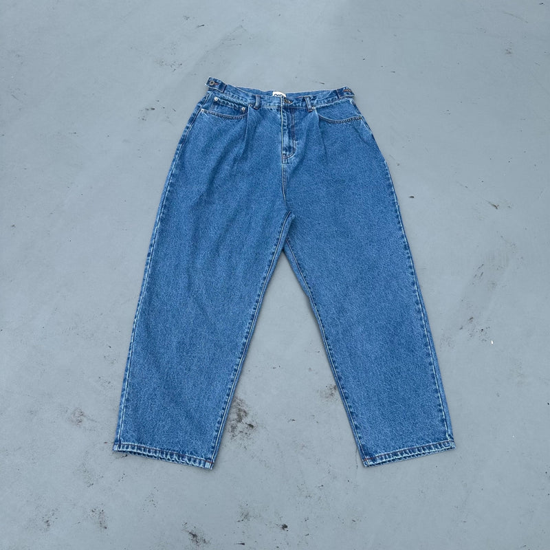 King Logo Wide Tuck Denim Pants