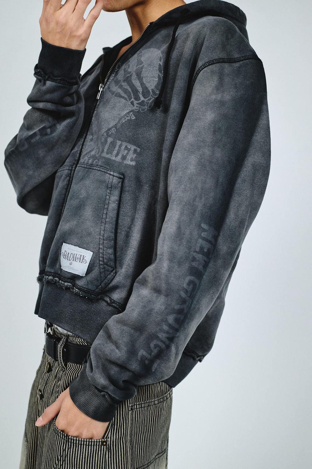 Grunge graphic zip hoodie – YZ