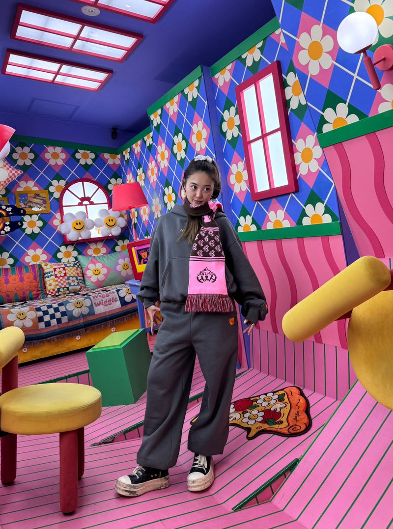 wiggle wiggle × HTH assortment design muffler