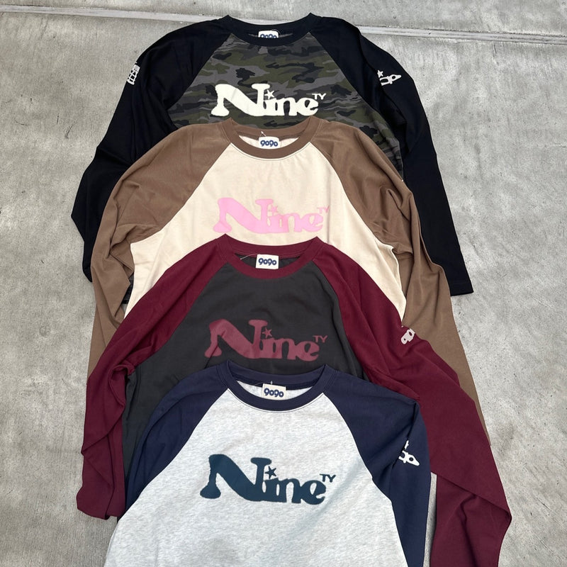 Dot Logo Raglan L/S Tee