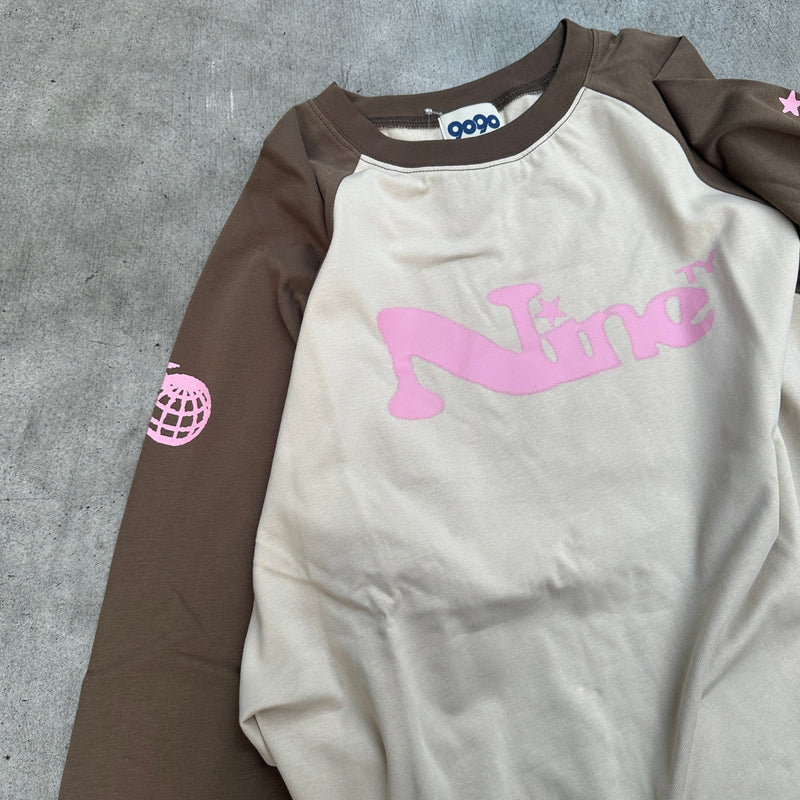 Dot Logo Raglan L/S Tee