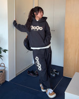 9090 OG Logo Rich Sweat Pants