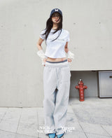 [NICK&NICOLE × YOUNGER SONG]Double Logo Pintuck Top