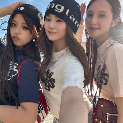 어소트 와펜 및 로고 티 