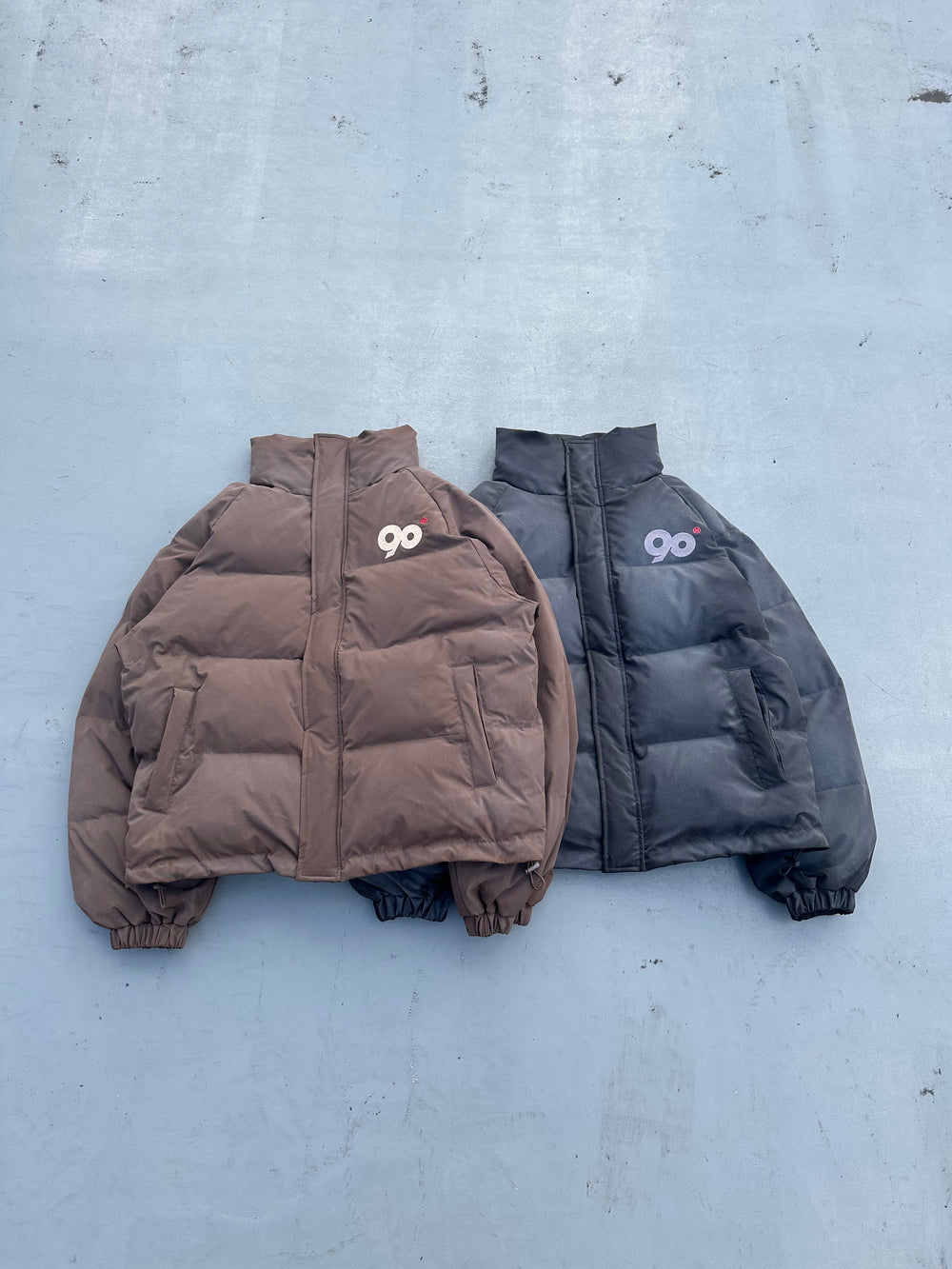 90 Logo Rich Puffer Jacket – YZ 90 Logo Rich Puffer Jacket – YZ