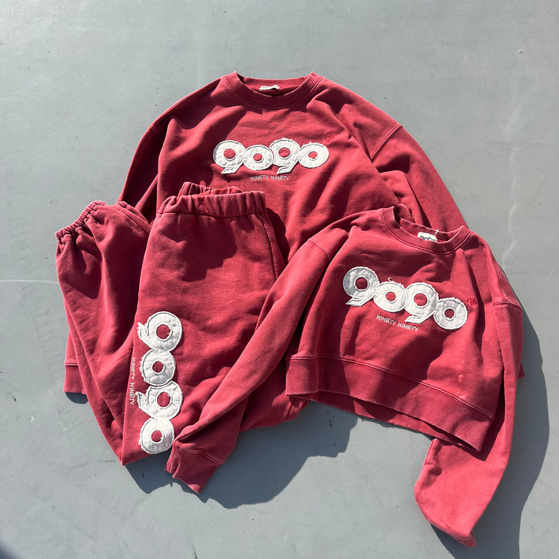 9090 OG Logo Patched Crewneck Sweat – YZ 9090 OG Logo Patched Crewneck Sweat – YZ