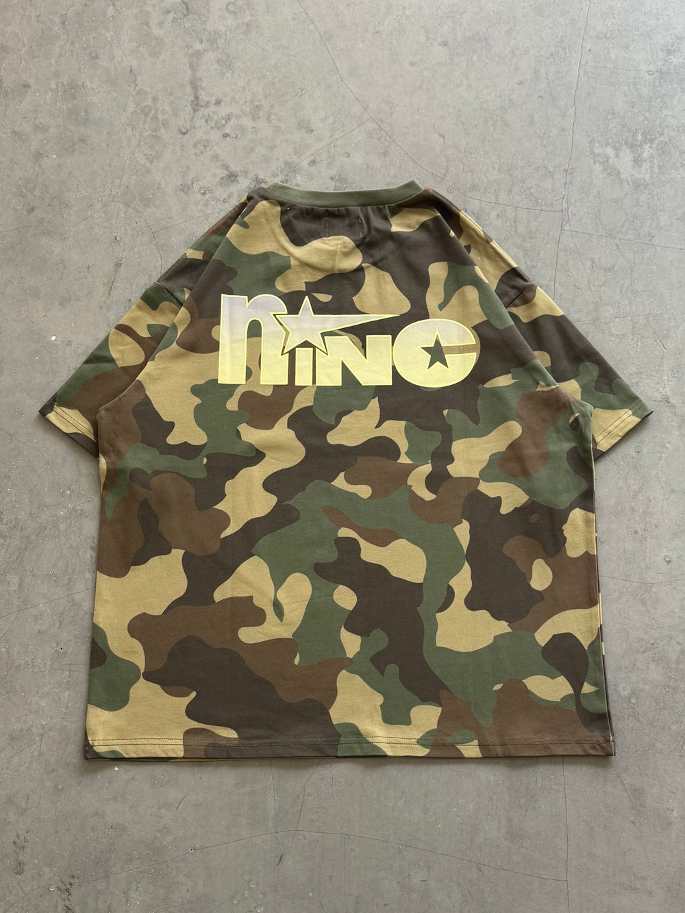 NINE Gradient Logo Tee – YZ
