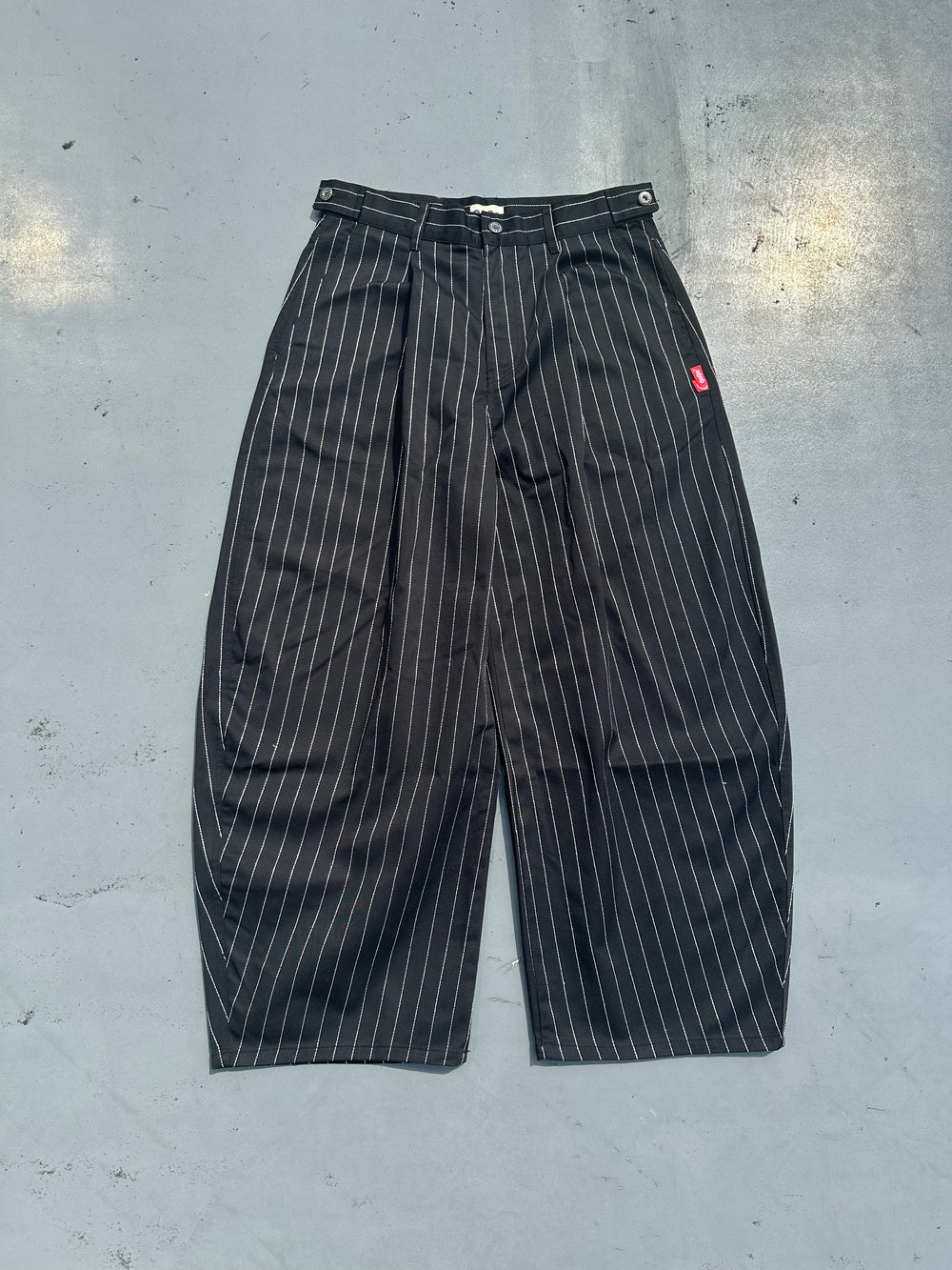 Stripe Tuck Buggy Pants – YZ