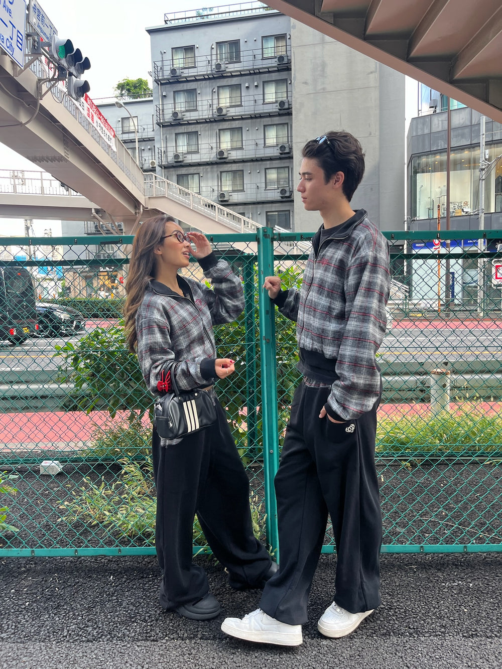 即日発送可【M】ブラックHigh waist check pants チェック切り替えスウェットパンツ – YZ