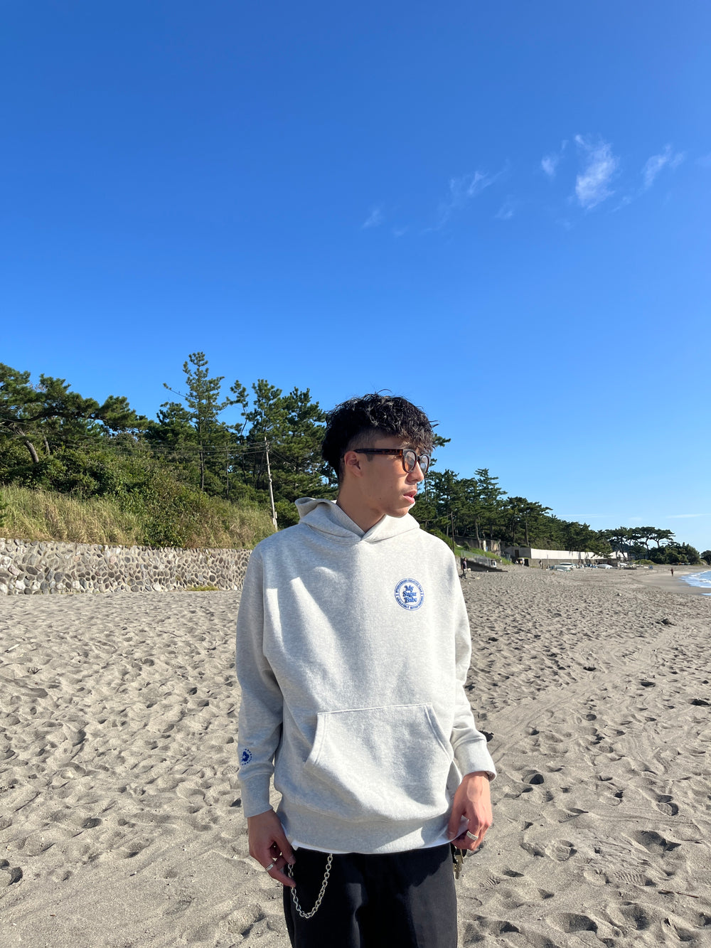 circle logo hoodie – YZ