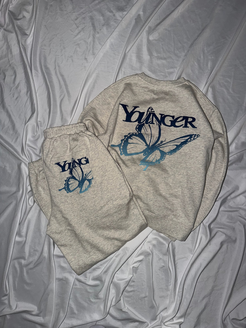 よ*ょ様 CHILLIN NY BUTTERFLYPIGMENT SWEATSH Gradation butterfly logo sweat pants – YZ