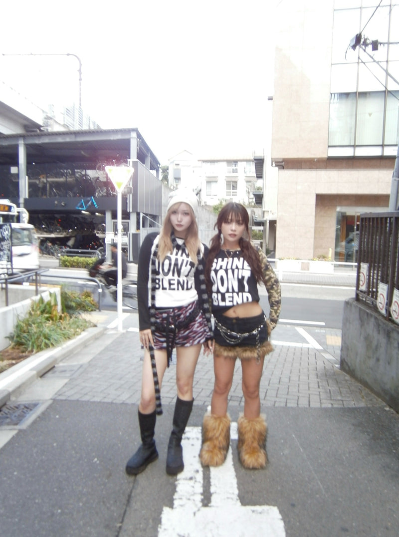 Glitter Gothic Raglan L/S Tee