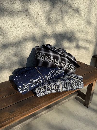 リバーシブルジップフーディー 