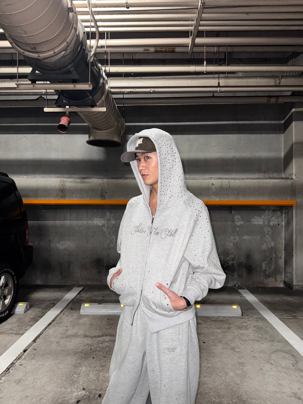 rhinestone scattered zip hoodie – YZ