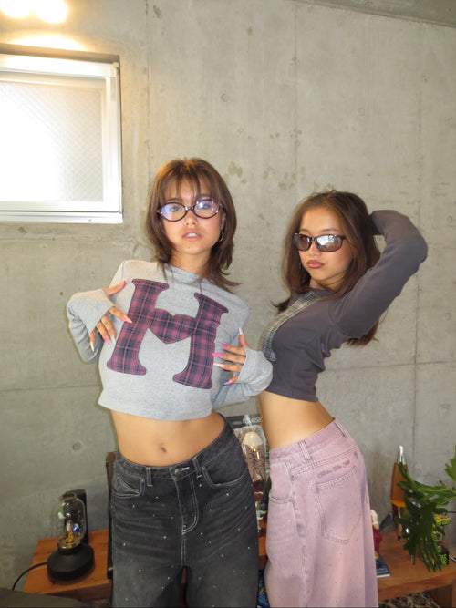 H heart check pattern long Tee