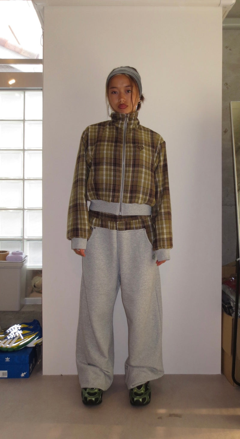 check switching sweat pants