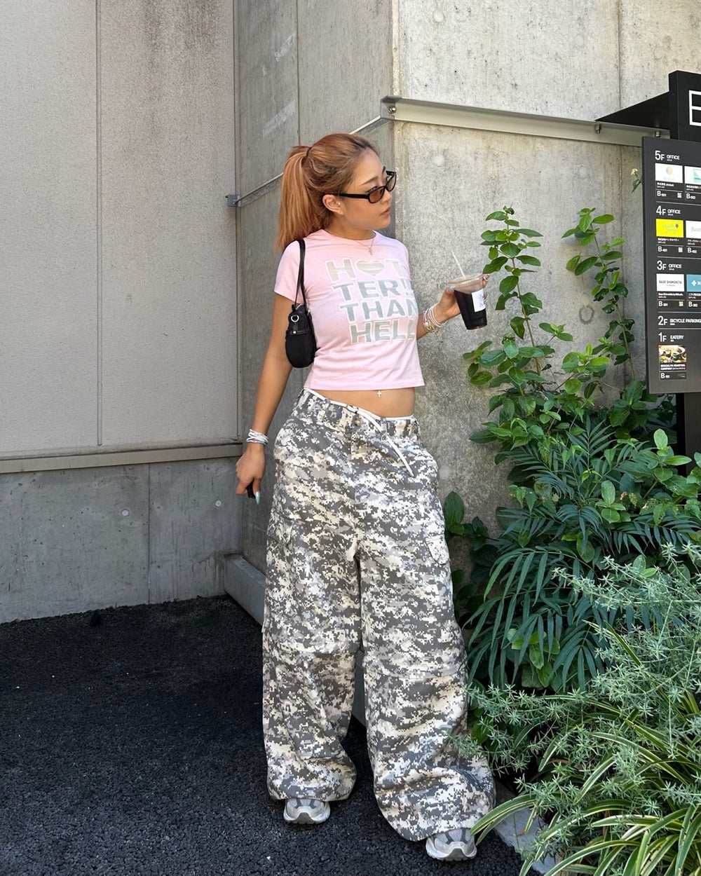 シースルーロゴTシャツ – YZ