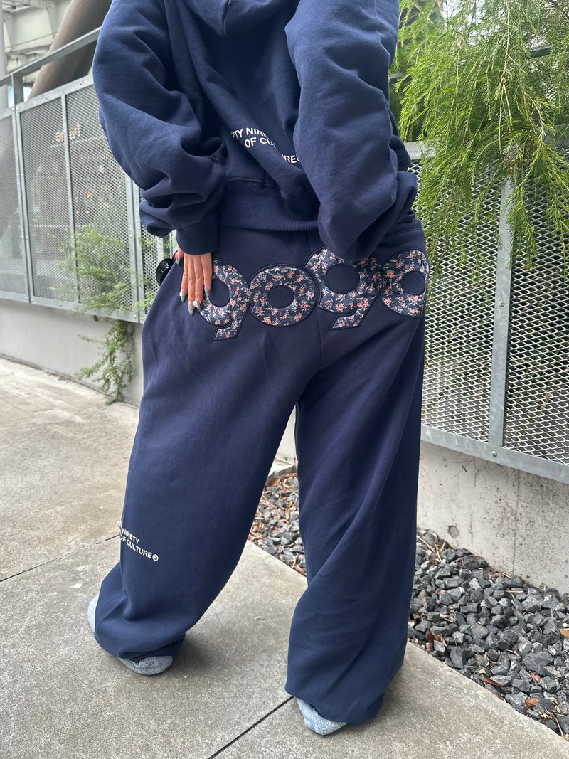 パンツ 90 Logo Flower Sweat Pants 90 Logo Flower Sweat Pants – YZ