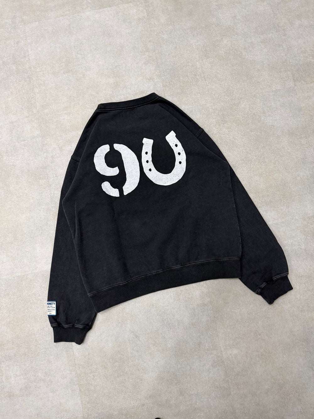 90 Horseshoe Logo Crewneck Sweat – YZ