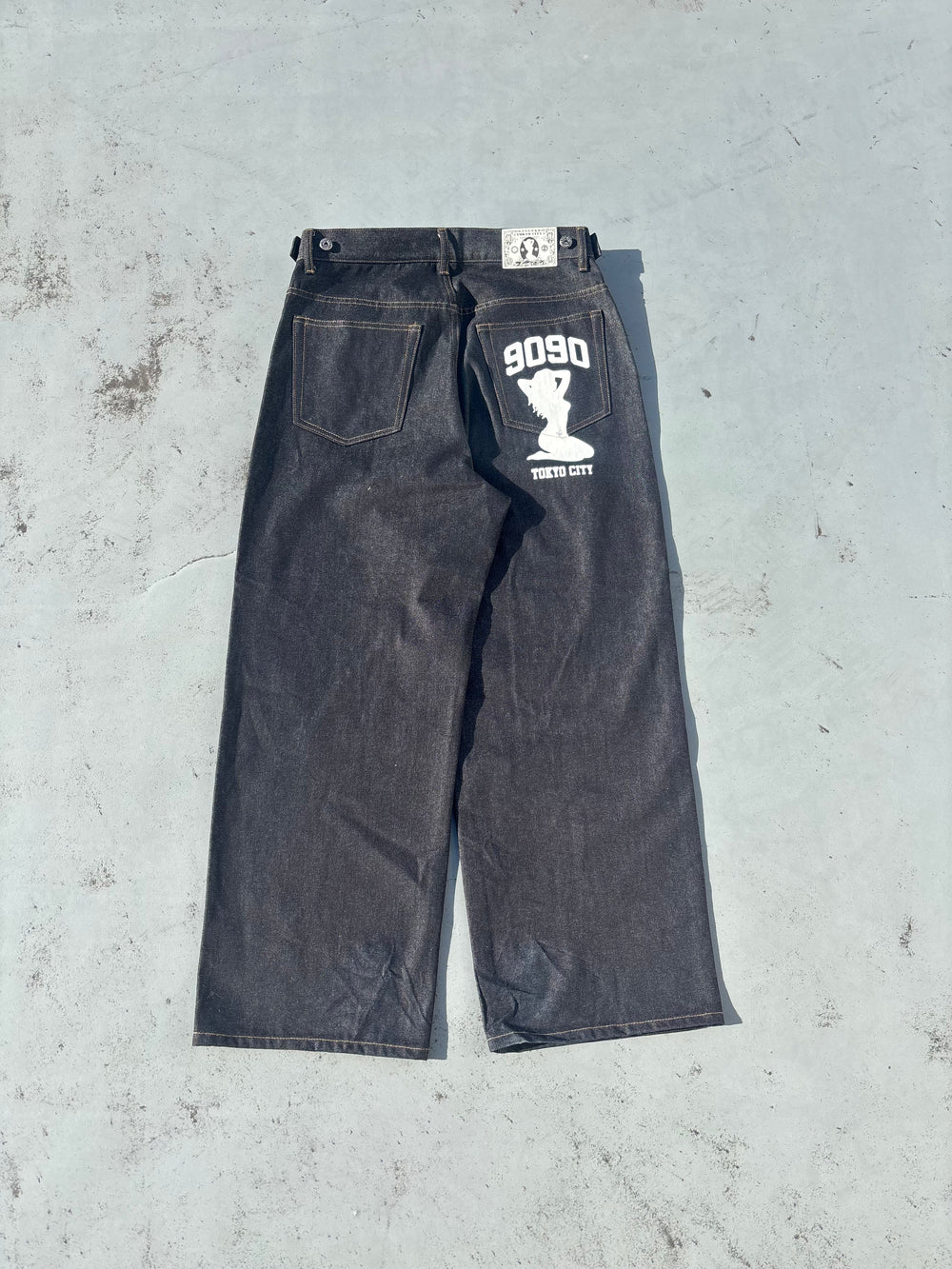 yumi　9090 黒デニムパンツ Sexy Logo Denim Pants – YZ