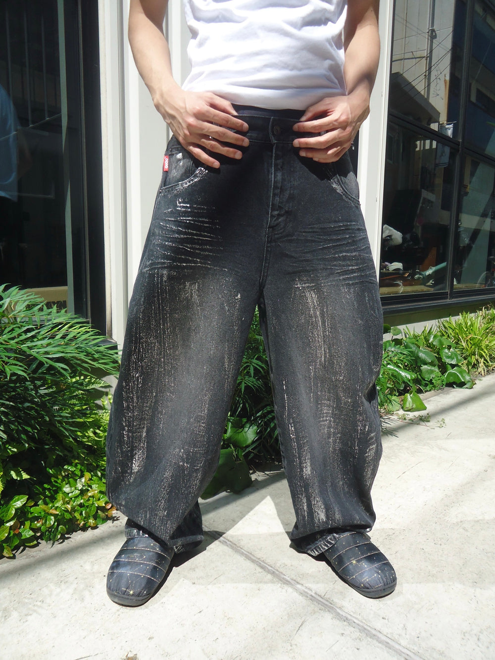 Heisei Logo Shiny Printed Denim Pants – YZ