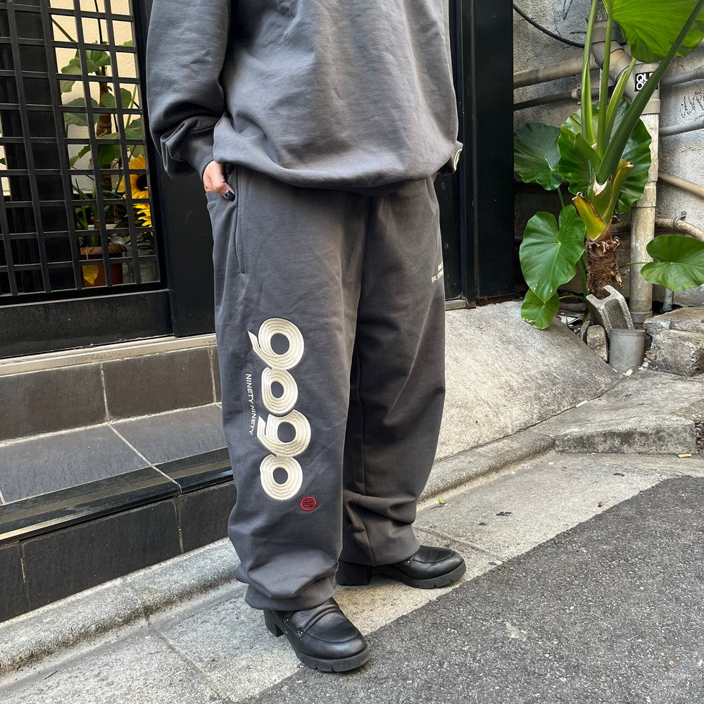 LOU LOUTOKYO スウェット スウェットパーカー スウェットパンツ LOU LOUTOKYO スウェット スウェットパーカー スウェットパンツ