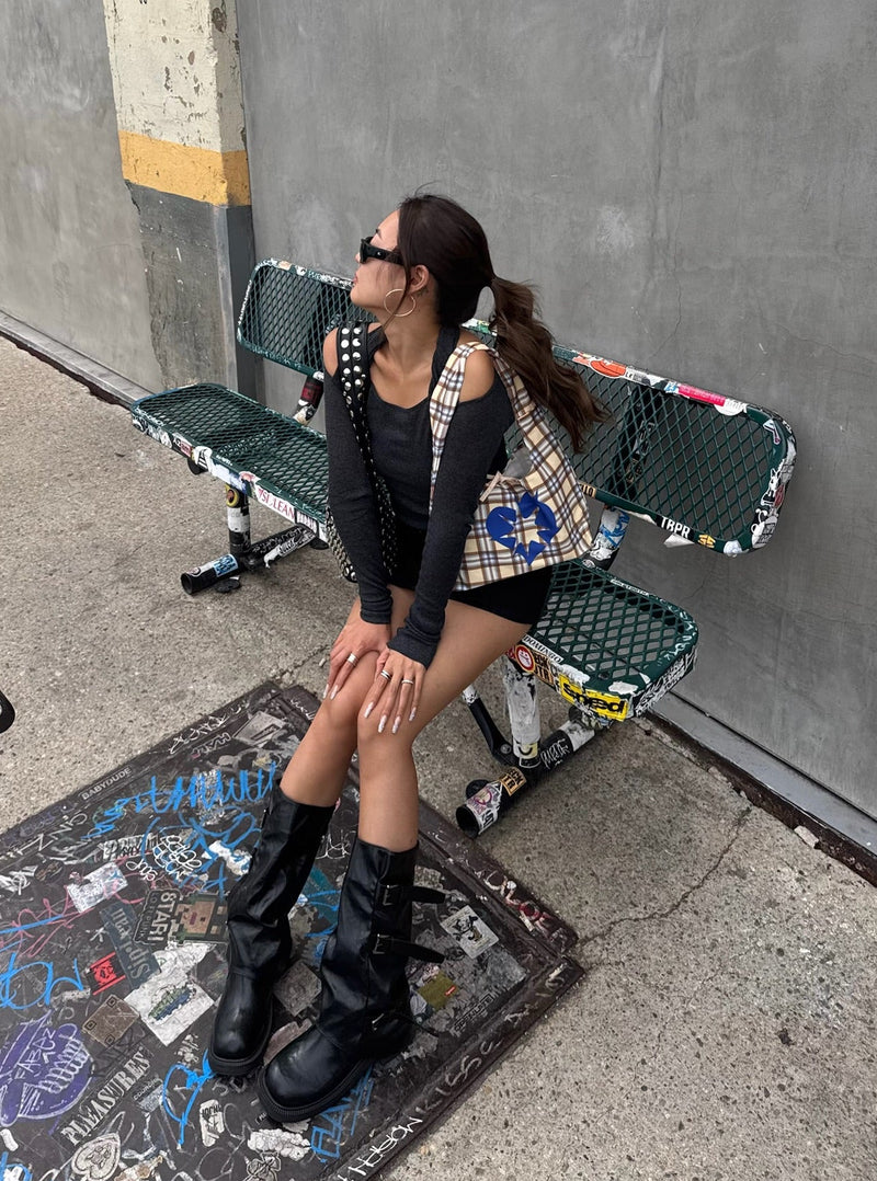 buckle point midi boots