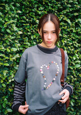 BUTTON TEE