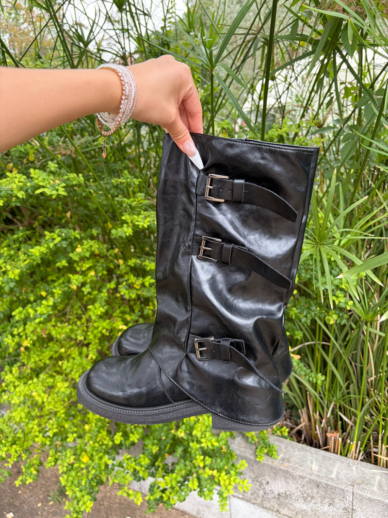 buckle point midi boots