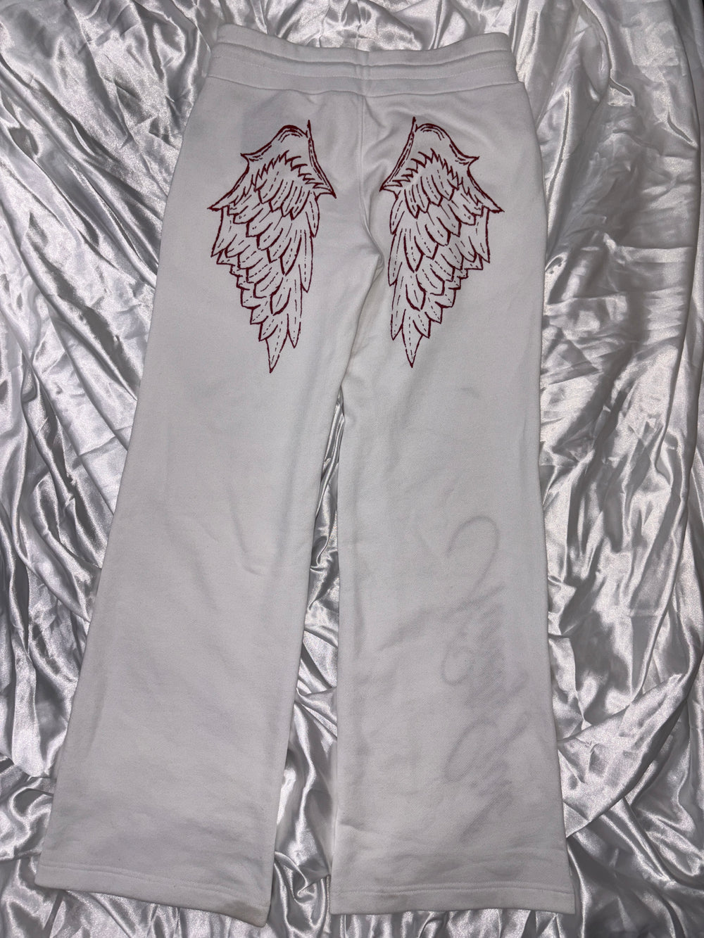 Feather Logo Slim Sweat Pants – YZ