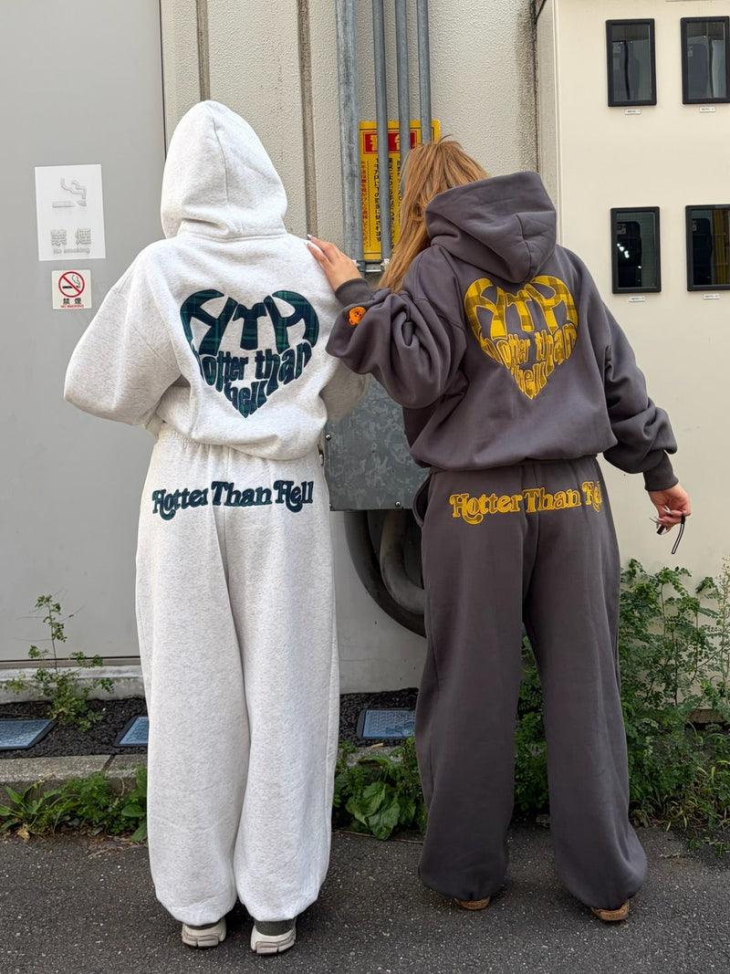 wiggle wiggle × HTH heart logo  hoodie