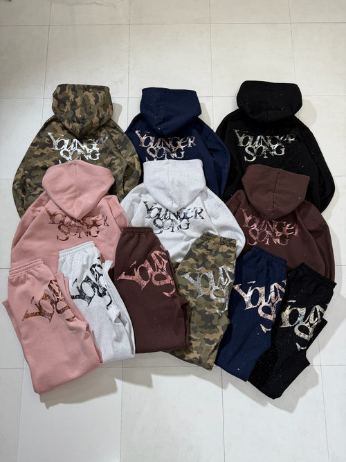 ユミ　2セット♡ 19 Universal logo lamé double knee pants – YZ