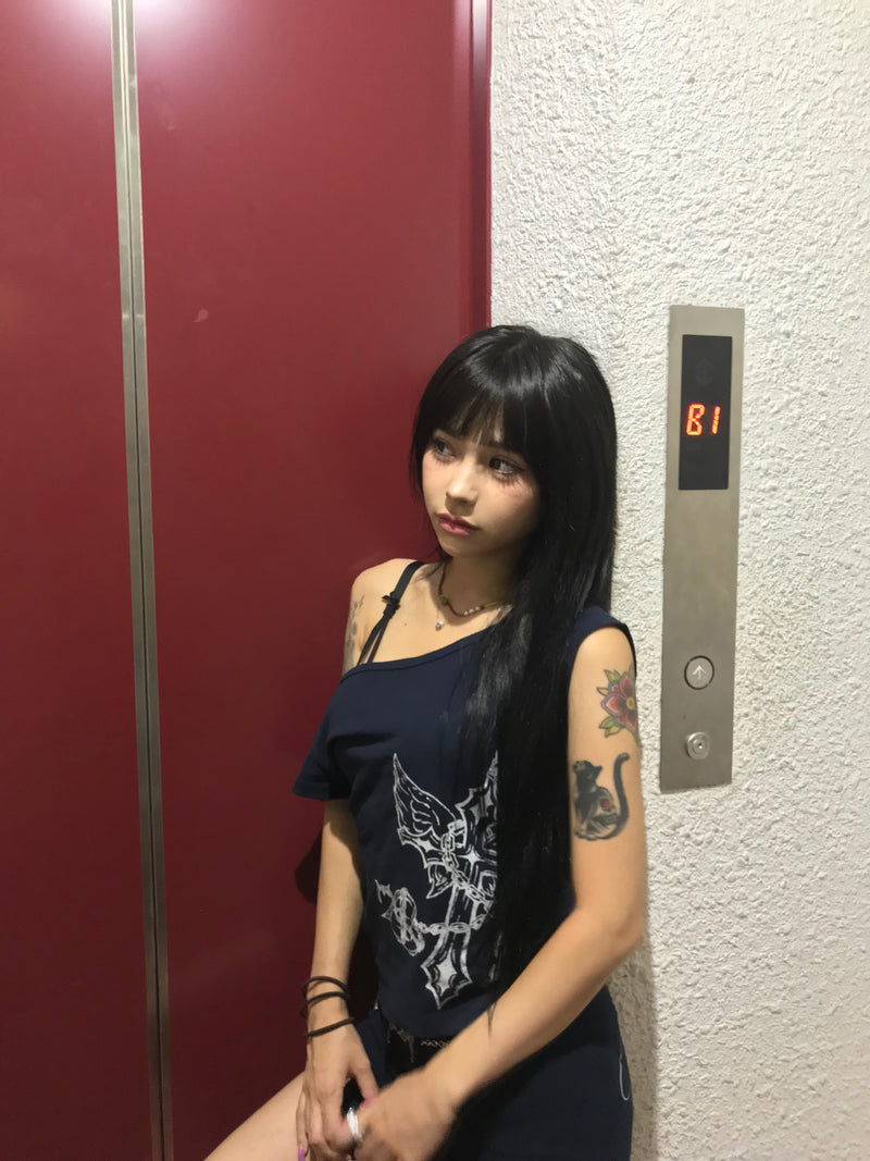 Cross Logo Off Shoulder Tee 