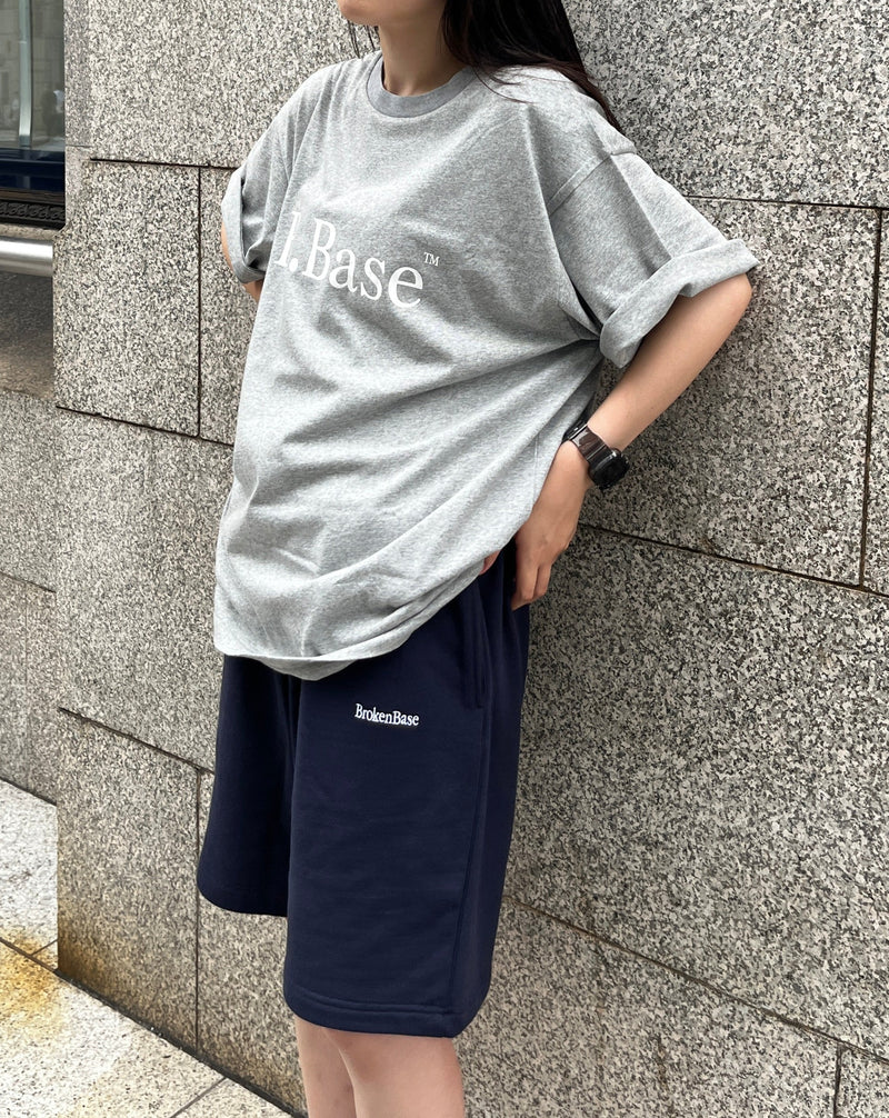 B.Base半袖Tシャツ