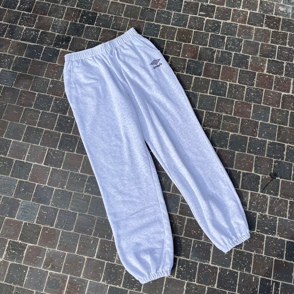 9090 × UMBRO Two Logo Sweat Pants – YZ