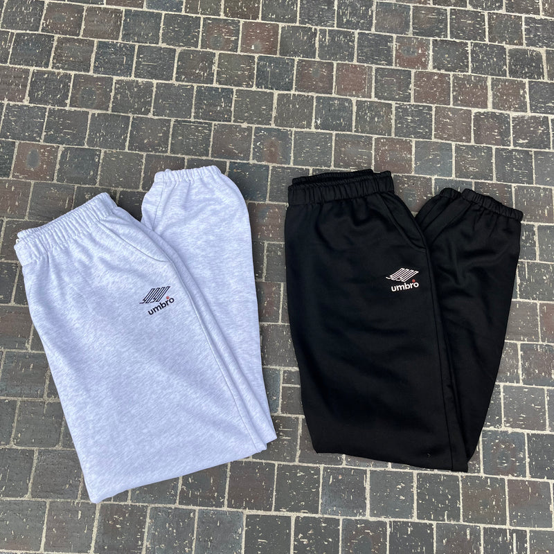 9090 × umbro Two Logo Sweat Pants – YZ 9090 × umbro Two Logo Sweat Pants – YZ