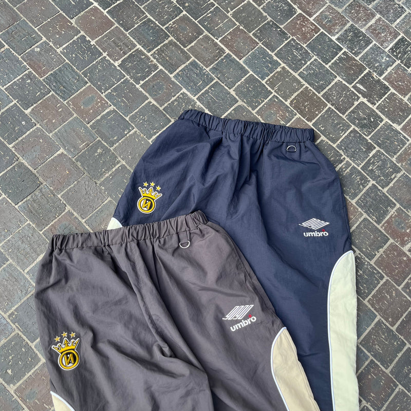 素材ナイロン9090 × umbro nylon track pants