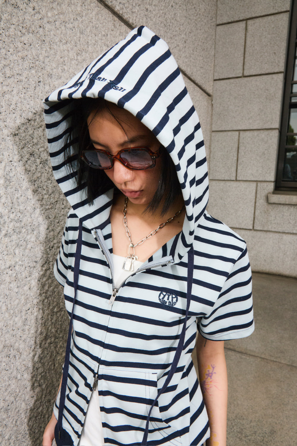 HOTTER THAN HELL ジップアップフーディ パーカー 黒 damage zip