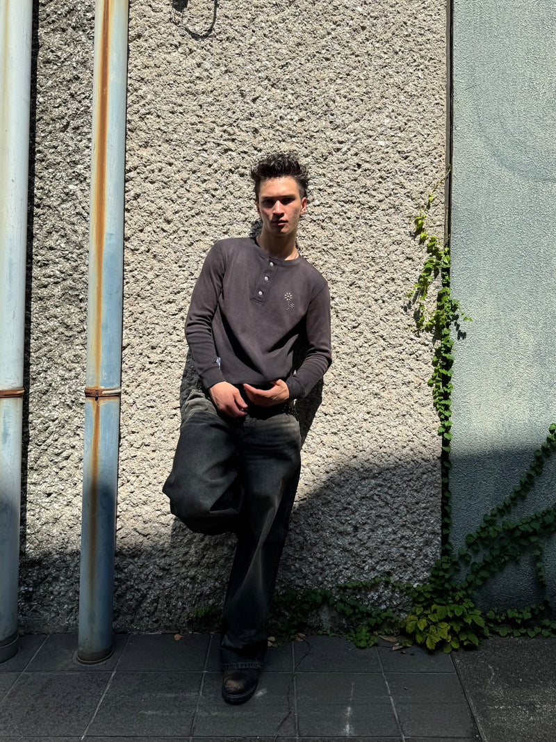 Flower studs henry thermal