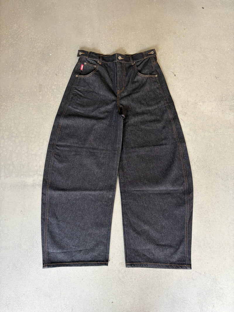 9090 OG Logo Painted Denim Pants – YZ