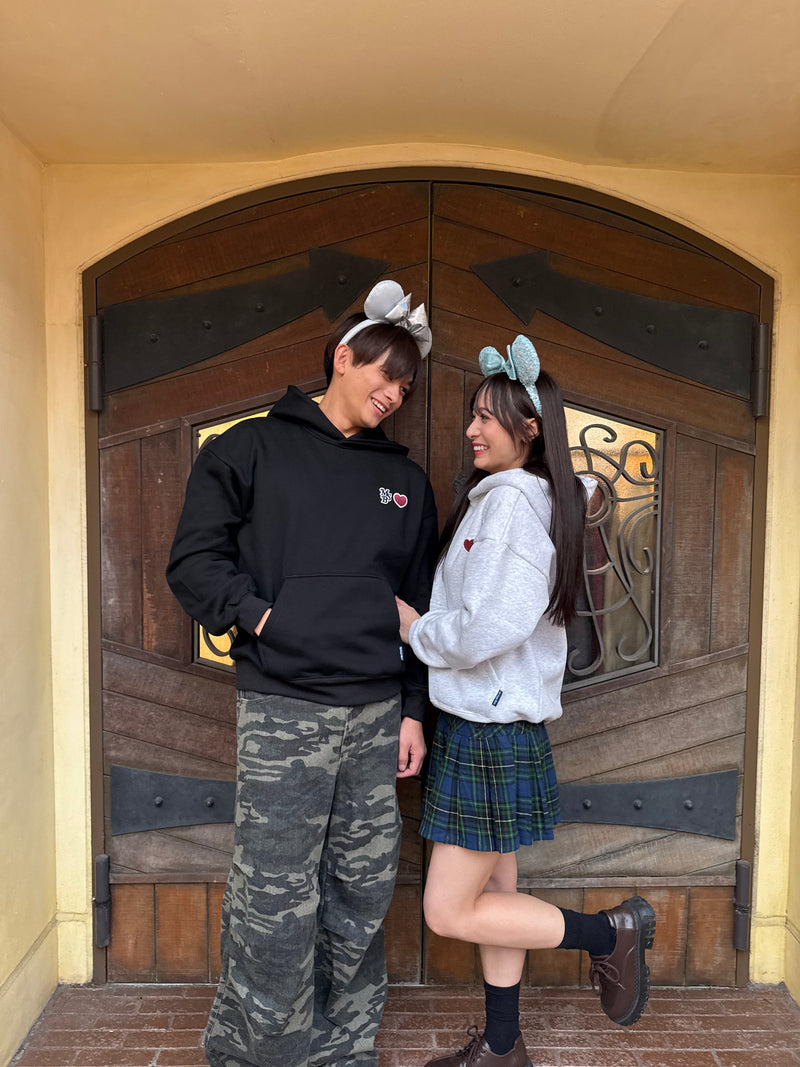 heart patch logo hoodie