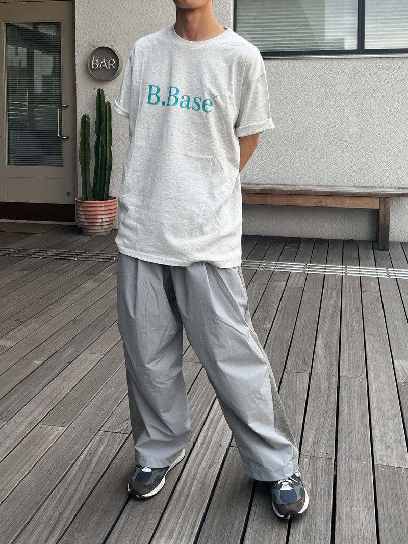 B.Base半袖Tシャツ