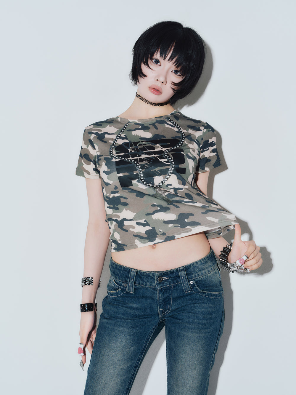 Sexy Camo Girl Tee – YZ