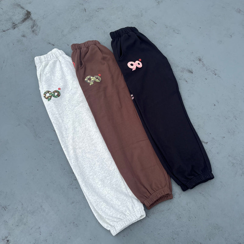 90 Logo Camo Sweat Pants – YZ 90 Logo Camo Sweat Pants – YZ